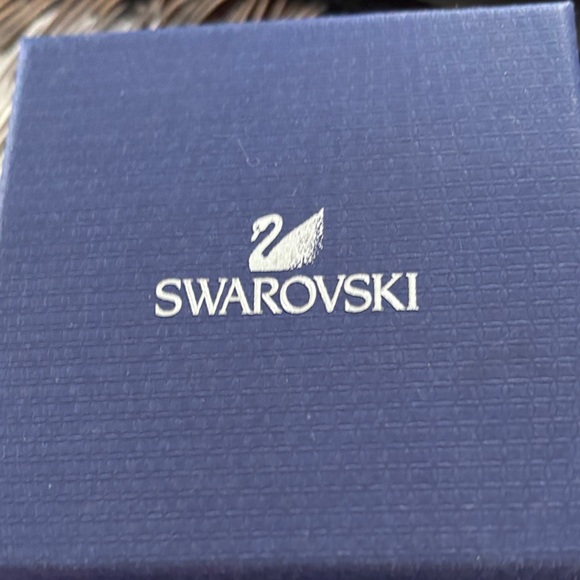 Swarovski is Elegant Gold and  Crystal Women's Earrings. - Picture 4 of 4